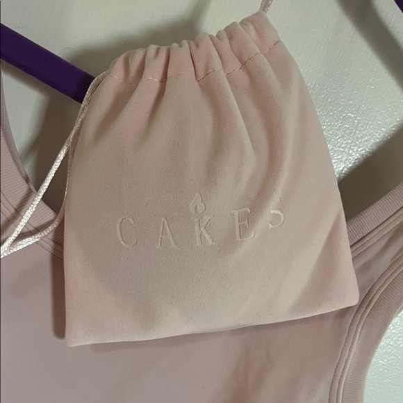 Cake Women's Soft Pink Sports Bra - Picture 2 of 4